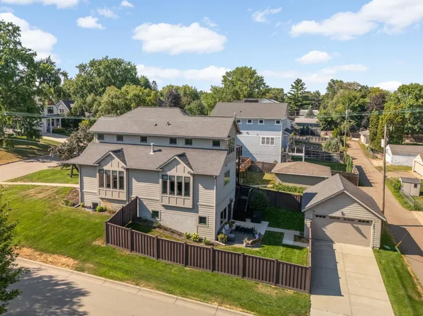 5845 York Ave S, Edina, MN 55410