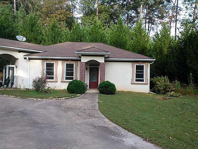 1st image of 2303 Thompson Rd