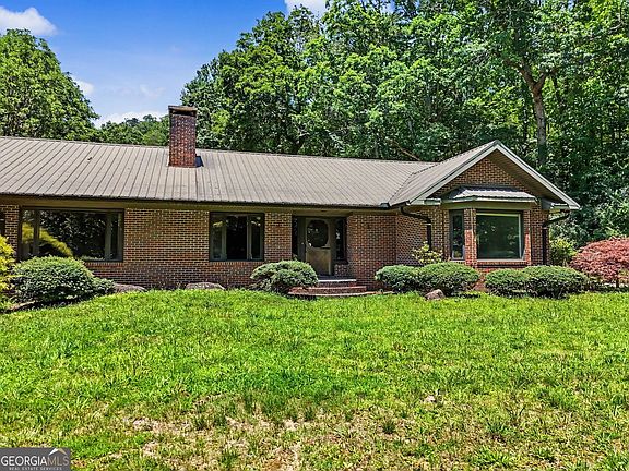 5th image of 1624 Bettys Creek Rd