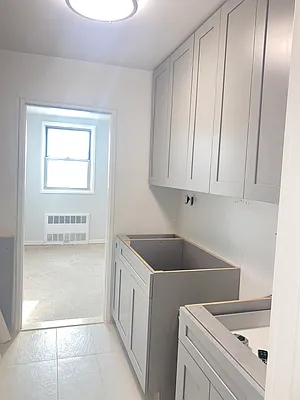 Sold by Chana Ofek, LREB | media 18