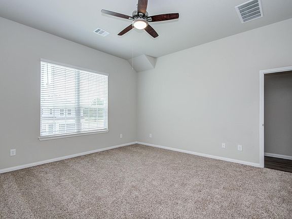 2nd image of 22106 Regal Heights Ln