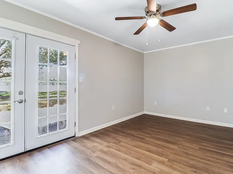 County View Apartments — Photo 6
