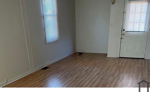 2nd image of 3501 White Cedar Ct