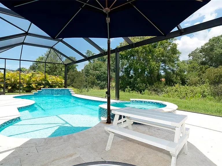 5738 Hydrangea Cir — Photo 13