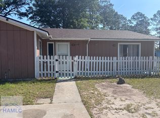 118 Cherokee Cir, Hinesville, GA 31313