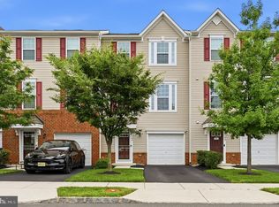 104 Nathan Dr, Riverton, NJ 08077
