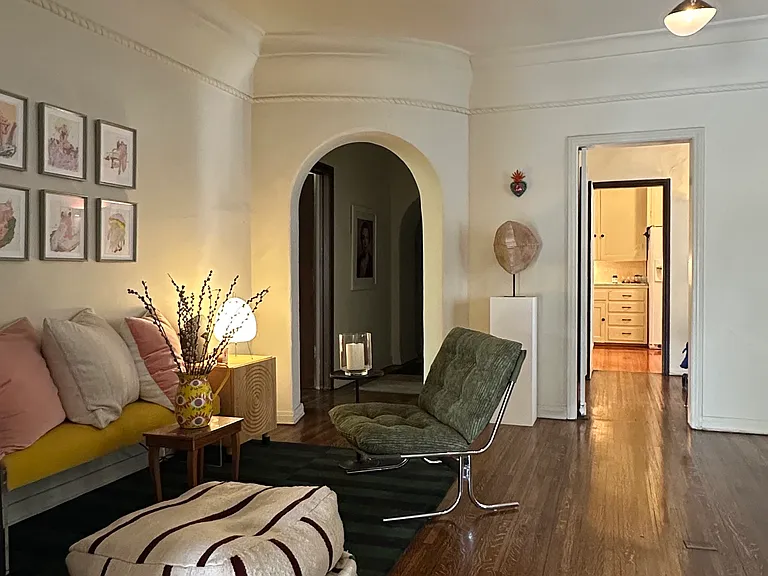 725 Lorraine Blvd #A — Photo 2