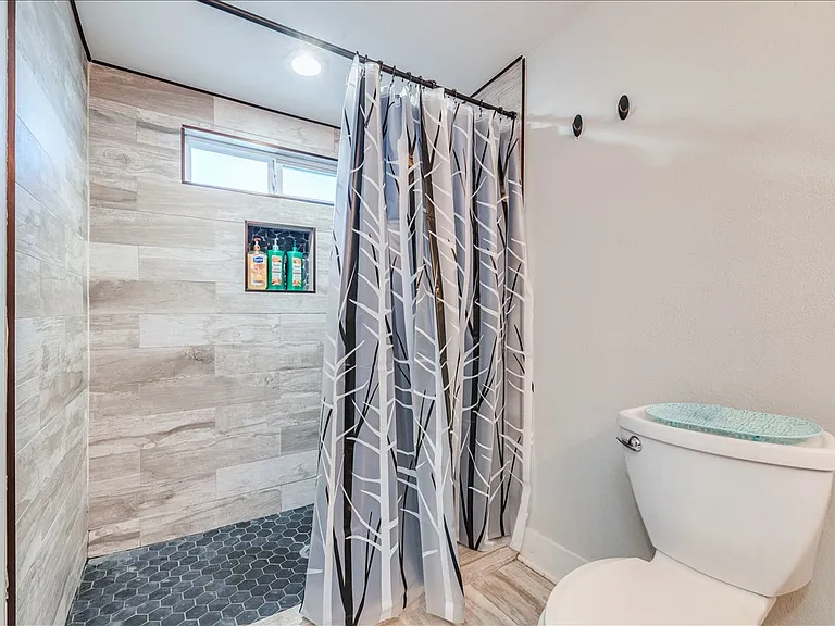 2203 Santa Rita St — Photo 11
