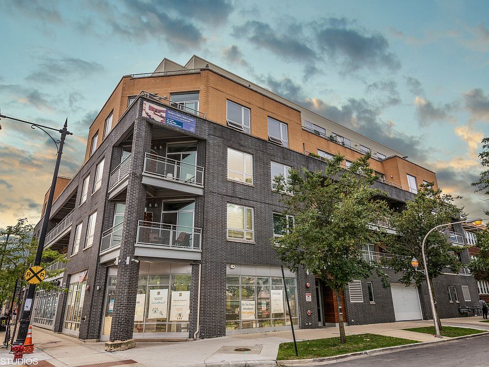 1st image of 3201 W Leland Ave APT 407