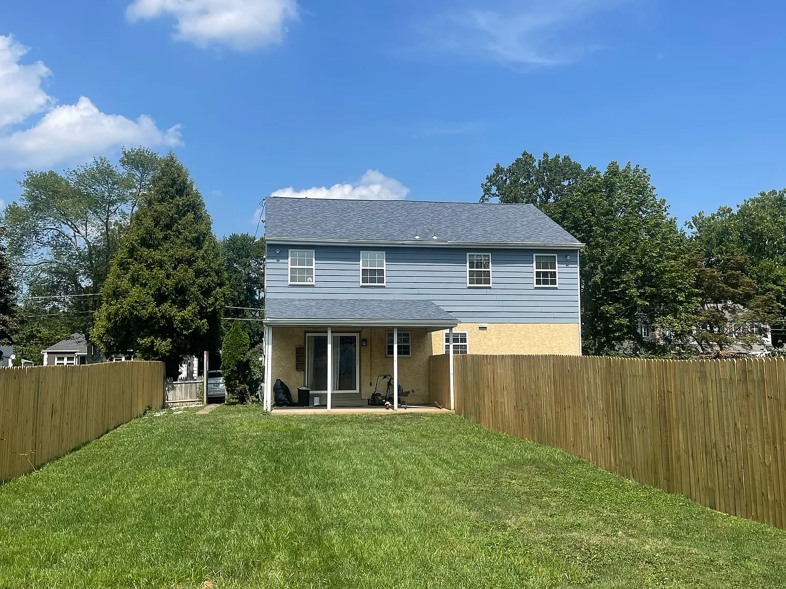 2 bed, 1.5 bath, 1206 sqft, $2,250 — Photo 2