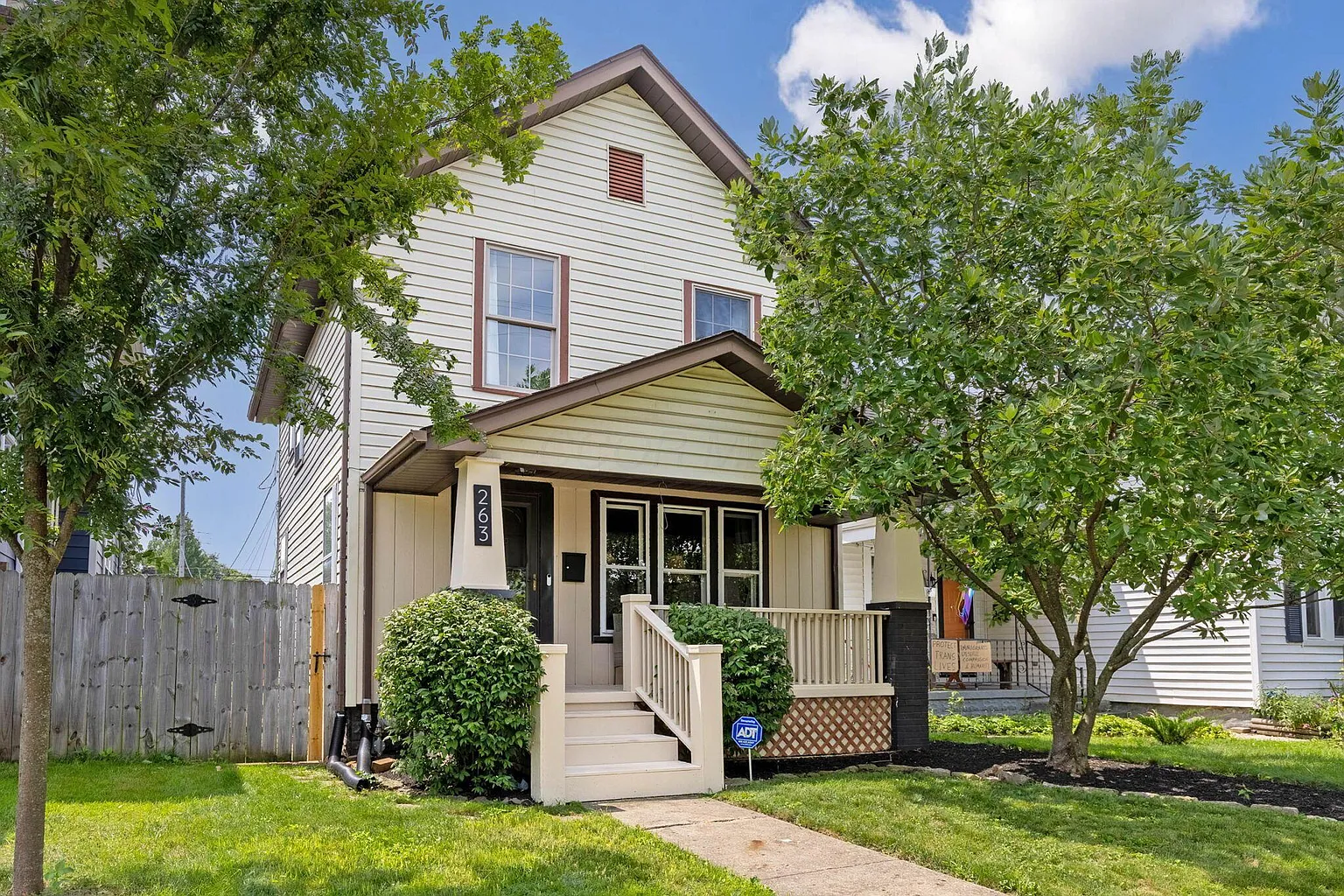 263 E Jenkins Ave photo 1