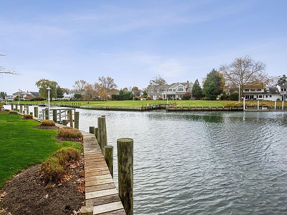 3rd image of 61 Brookside