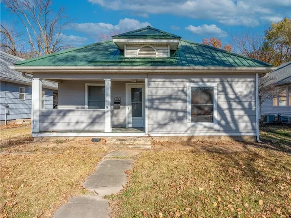 1611 W Broadway Blvd, Sedalia, MO 65301