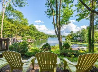 508 Lakeside Ave, Hopatcong, NJ 07821