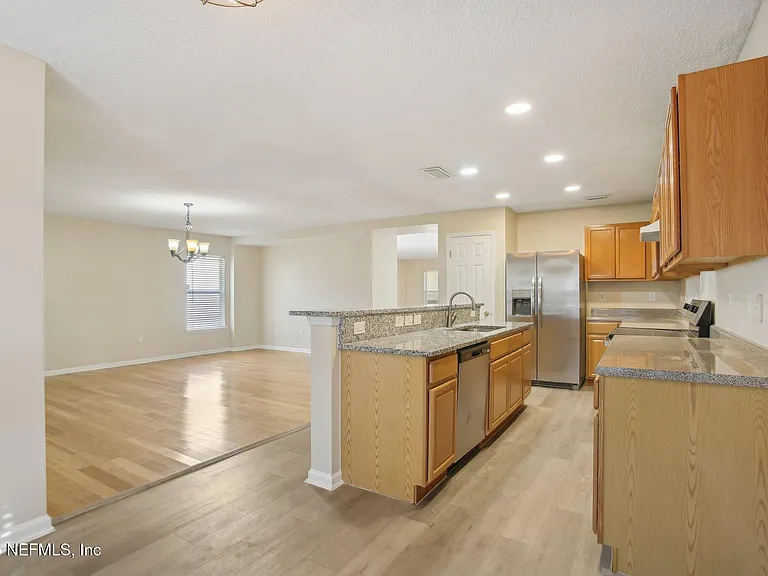 2346 Adams Lake Blvd — Photo 18