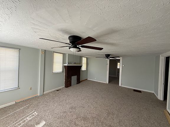 2nd image of 221 10th Ave