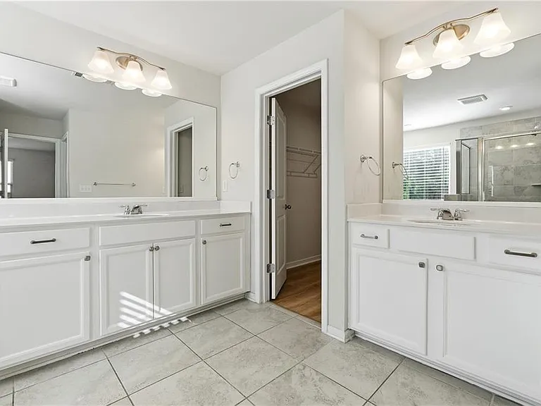 2719 Morgan Spring Trl — Photo 35