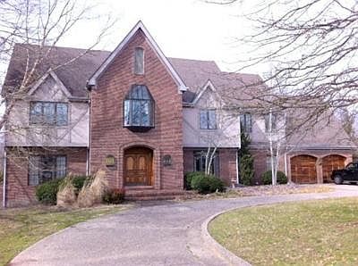 1st image of 87 Woods Edge Cir