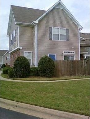 2nd image of 508 Willow Green Ct