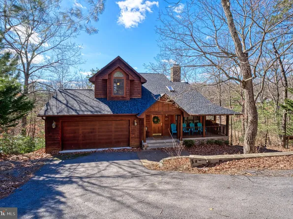 225 Lakeview Dr, Cross Junction, VA 22625