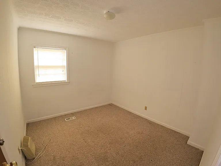 5924 Mimosa Cir — Photo 16