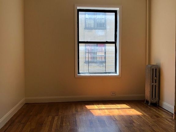3rd image of 2011 Newkirk Ave APT C7