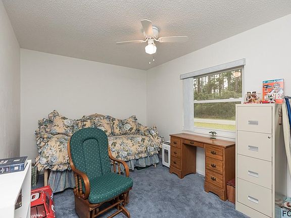 3rd image of 27 Beechwood Ln