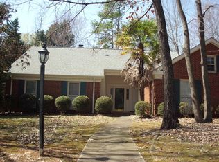 600 Walnut Point Dr, Matthews, NC 28105
