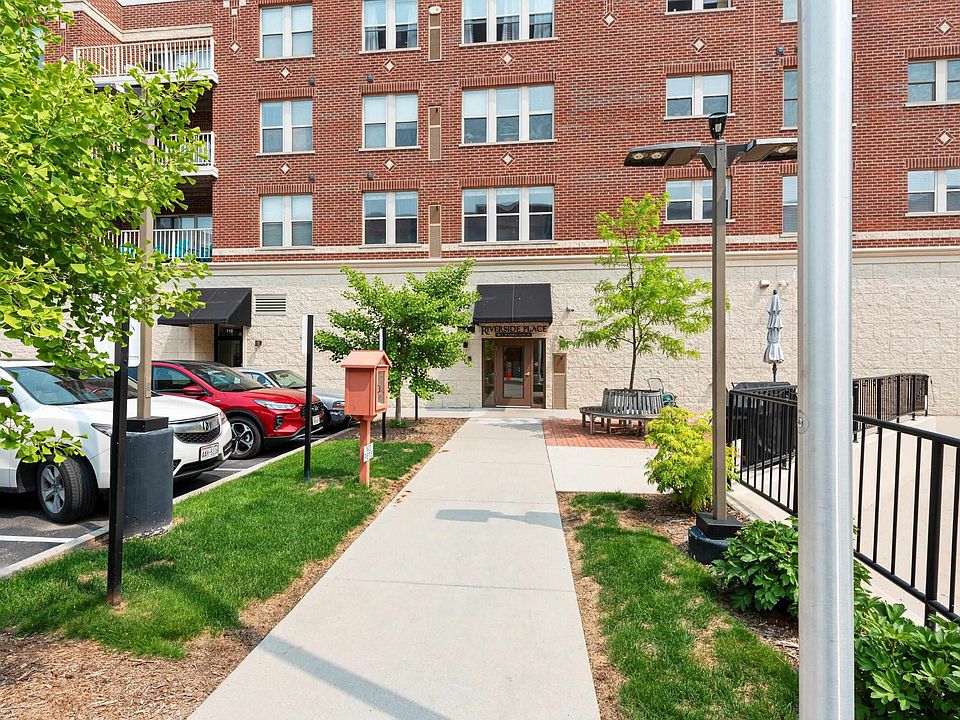 1st image of 118 S Washington St #231A