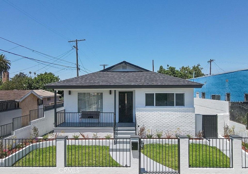 1st image of 1839 W 35th Pl