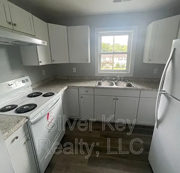 804 Ingleside Ave #3 — Photo 7