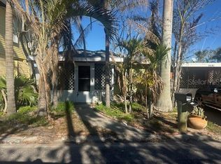 18181 3rd St E, Redington Shores, FL 33708