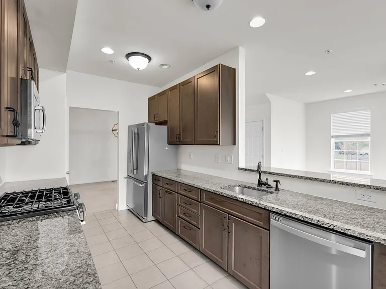 245 Snapdragon Way — Photo 35