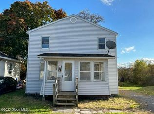 124 Cottage St, Ravena, NY 12143
