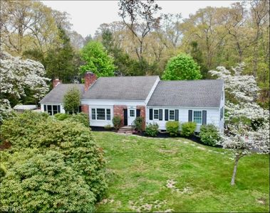 40 Crest Lake Dr, Oak Ridge, NJ, 07438