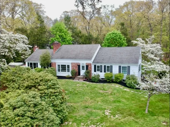 40 Crest Lake Dr, West Milford Twp., NJ 07438