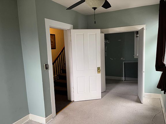 bedroom 2 to front hall and walk-in closet
