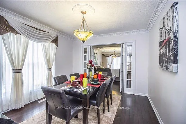 2 Hampstead Ct — Photo 6
