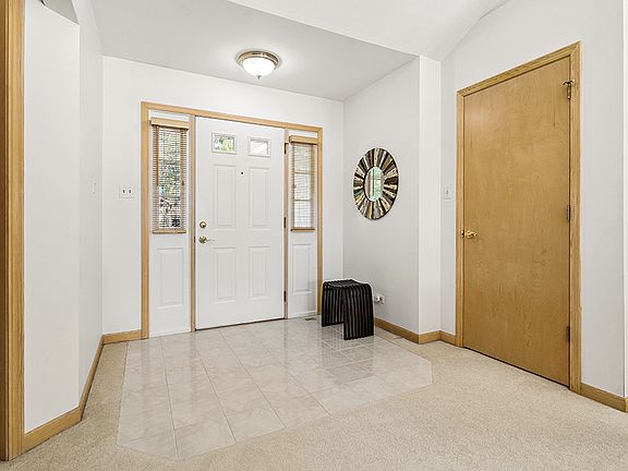 3rd image of 1109 Michael St