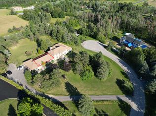 14 Pyne Hills Ct, New Tecumseth, ON L0G1W0