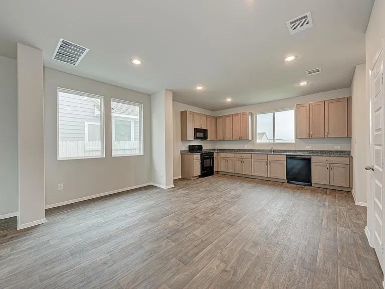 158 Daylily Dr — Photo 10