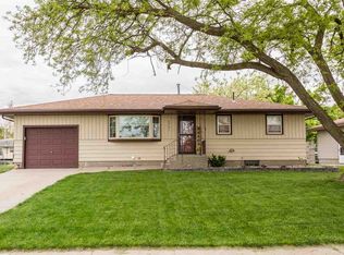 2721 28th St, Columbus, NE 68601