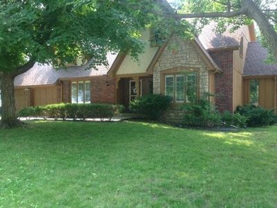 16201 W Chalet Dr, Olathe, KS, 66062