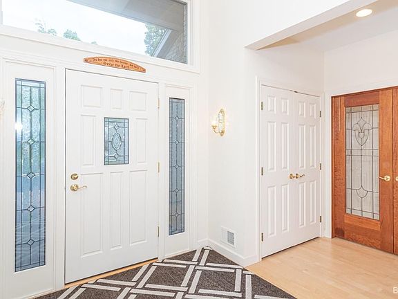 4th image of 4596 Boxwood Ct