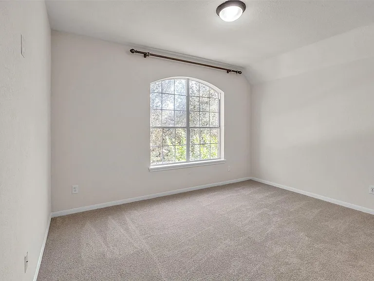 5303 Riverstone Crossing Dr — Photo 29