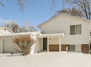4048 Bugle Bend Dr, Florissant, MO