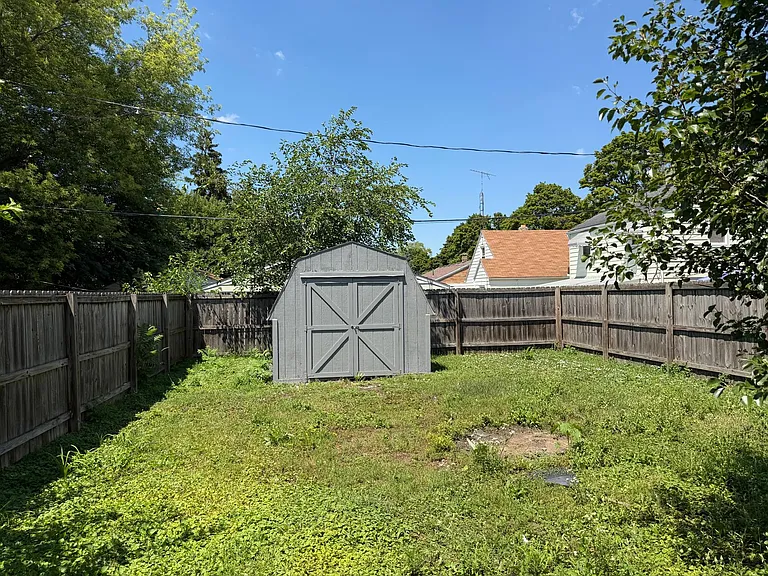 610 Dryden Dr — Photo 16