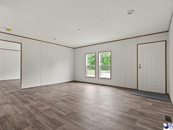 4th image of 3515 Ballpark Rd