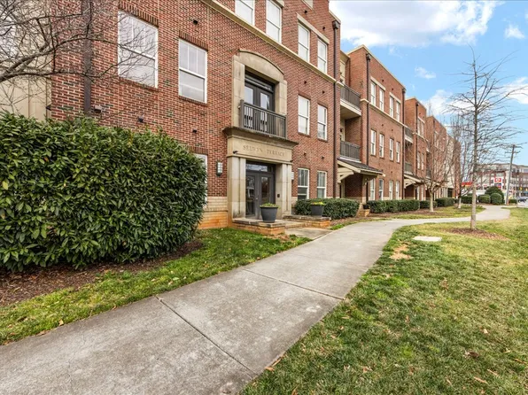 2970 Selwyn Ave #212, Charlotte, NC 28209