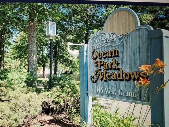 146 W Grand Ave, Old Orchard Beach, ME